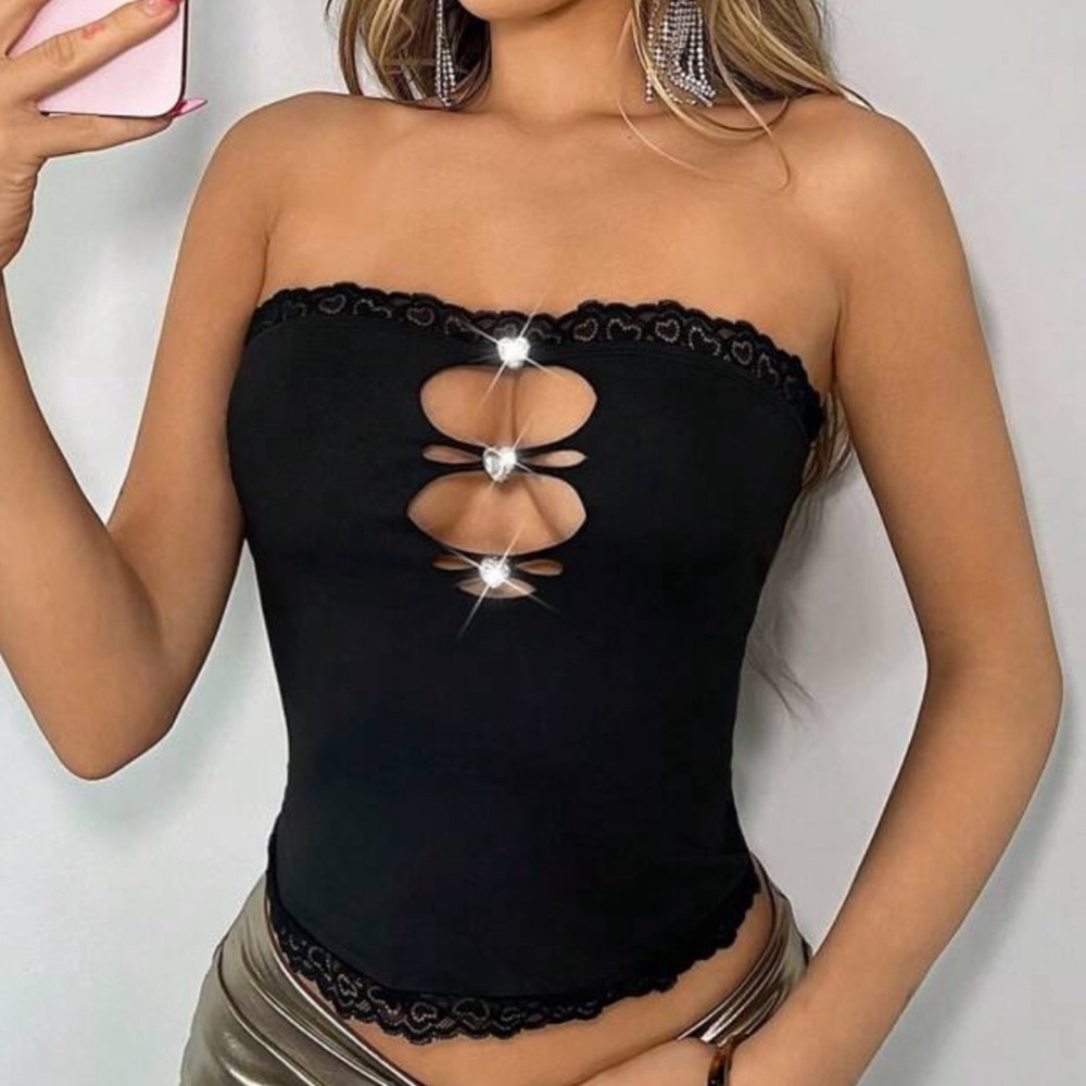 SHEIN Black Strapless Lace-Trim Rhinestone Cutouts